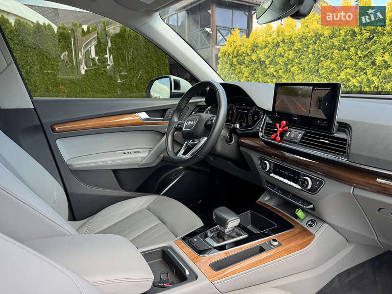 Внедорожник / Кроссовер Audi Q5 2022 в Стрые
