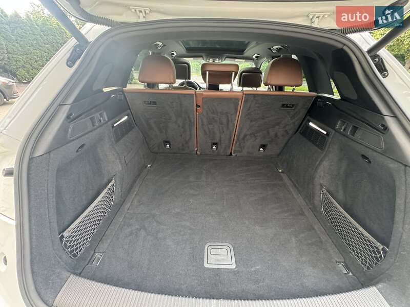 Позашляховик / Кросовер Audi Q5 2019 в Львові