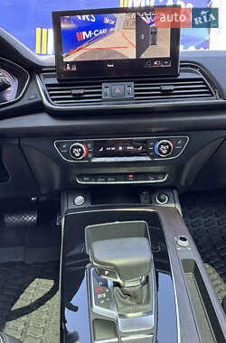 Внедорожник / Кроссовер Audi Q5 2022 в 