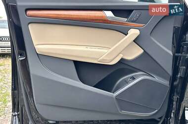 Внедорожник / Кроссовер Audi Q5 2023 в 