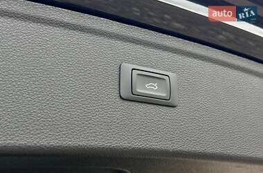 Внедорожник / Кроссовер Audi Q5 2023 в 