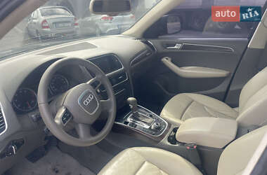 Внедорожник / Кроссовер Audi Q5 2011 в 