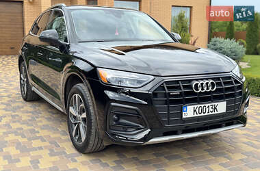 Внедорожник / Кроссовер Audi Q5 2022 в 