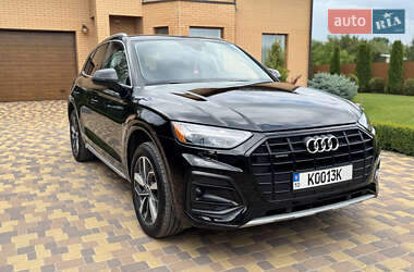Внедорожник / Кроссовер Audi Q5 2022 в 