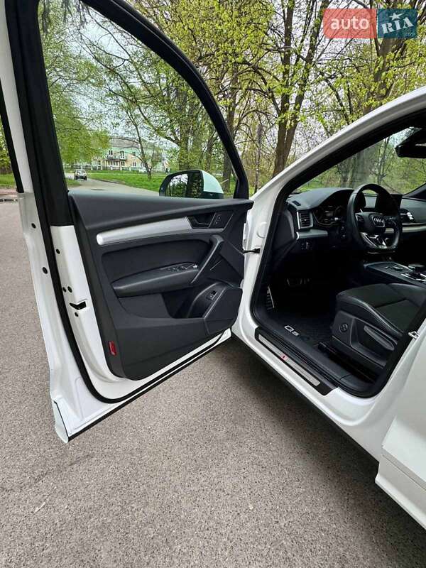 Внедорожник / Кроссовер Audi Q5 2019 в Нежине фото 3 Внедорожник / Кроссовер Audi Q5 2019 в Нежине