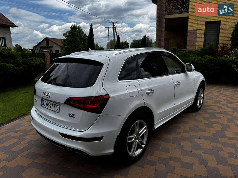 Позашляховик / Кросовер Audi Q5 2015 в Баришівка