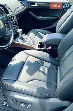 Внедорожник / Кроссовер Audi Q5 2015 в 