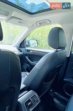 Внедорожник / Кроссовер Audi Q5 2015 в 