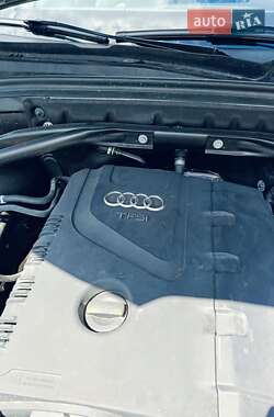 Внедорожник / Кроссовер Audi Q5 2015 в 