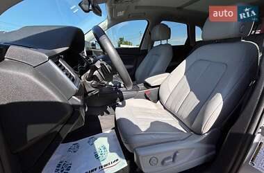 Внедорожник / Кроссовер Audi Q5 2018 в 