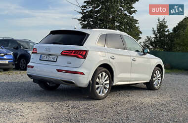 Внедорожник / Кроссовер Audi Q5 2018 в 