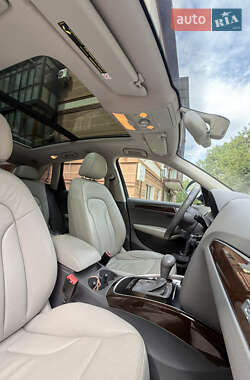 Внедорожник / Кроссовер Audi Q5 2011 в 