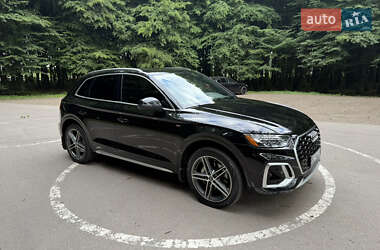 Внедорожник / Кроссовер Audi Q5 2020 в 