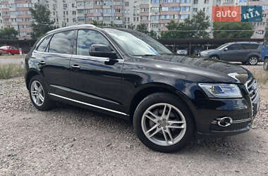 Внедорожник / Кроссовер Audi Q5 2017 в 