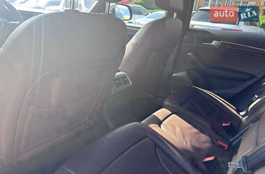 Внедорожник / Кроссовер Audi Q5 2016 в 