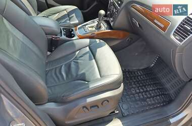 Внедорожник / Кроссовер Audi Q5 2010 в 