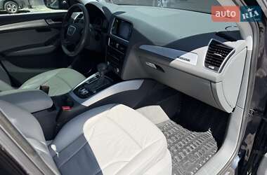 Внедорожник / Кроссовер Audi Q5 2015 в 