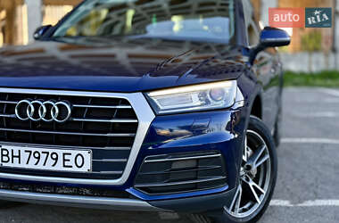 Внедорожник / Кроссовер Audi Q5 2017 в 