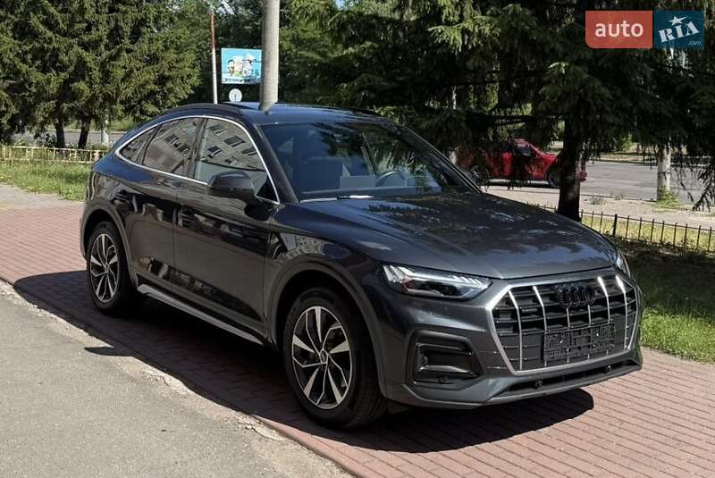 Внедорожник / Кроссовер Audi Q5 2022 в Черкассах