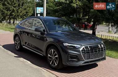 Внедорожник / Кроссовер Audi Q5 2022 в 