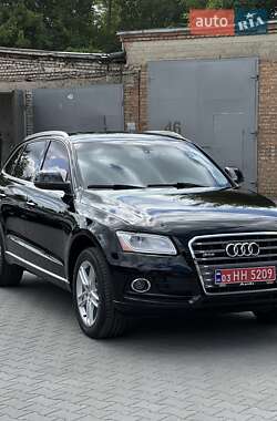 Внедорожник / Кроссовер Audi Q5 2015 в 