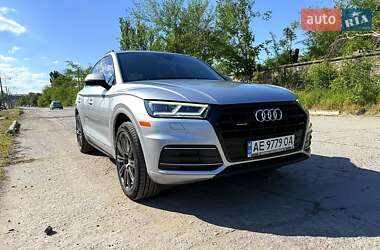 Внедорожник / Кроссовер Audi Q5 2019 в 