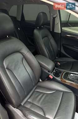 Внедорожник / Кроссовер Audi Q5 2013 в 