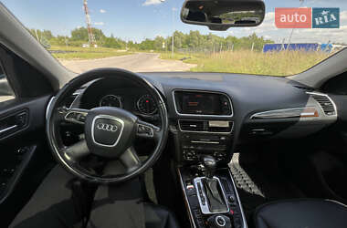Внедорожник / Кроссовер Audi Q5 2011 в 