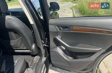 Внедорожник / Кроссовер Audi Q5 2011 в 