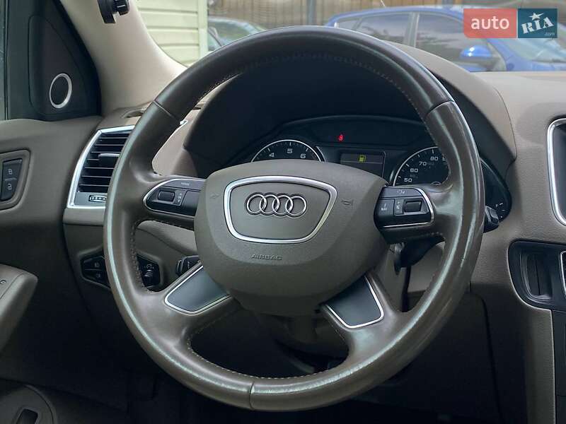 Внедорожник / Кроссовер Audi Q5 2013 в Киеве