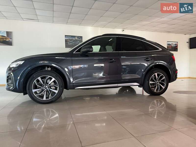 Внедорожник / Кроссовер Audi Q5 2022 в Черкассах