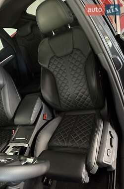 Внедорожник / Кроссовер Audi Q5 2022 в 