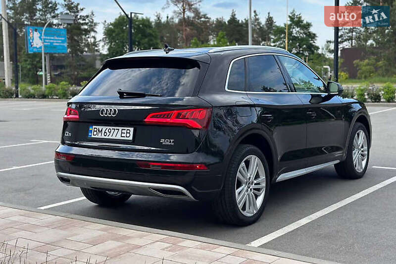 Внедорожник / Кроссовер Audi Q5 2017 в Киеве