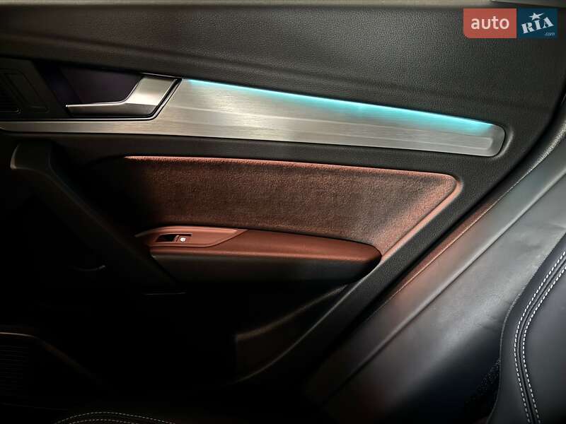 Внедорожник / Кроссовер Audi Q5 2022 в Черкассах