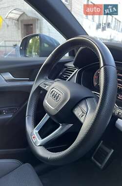 Позашляховик / Кросовер Audi Q5 2021 в Луцьку