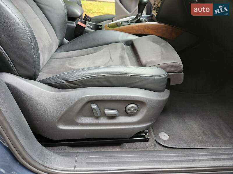 Позашляховик / Кросовер Audi Q5 2010 в Дніпрі