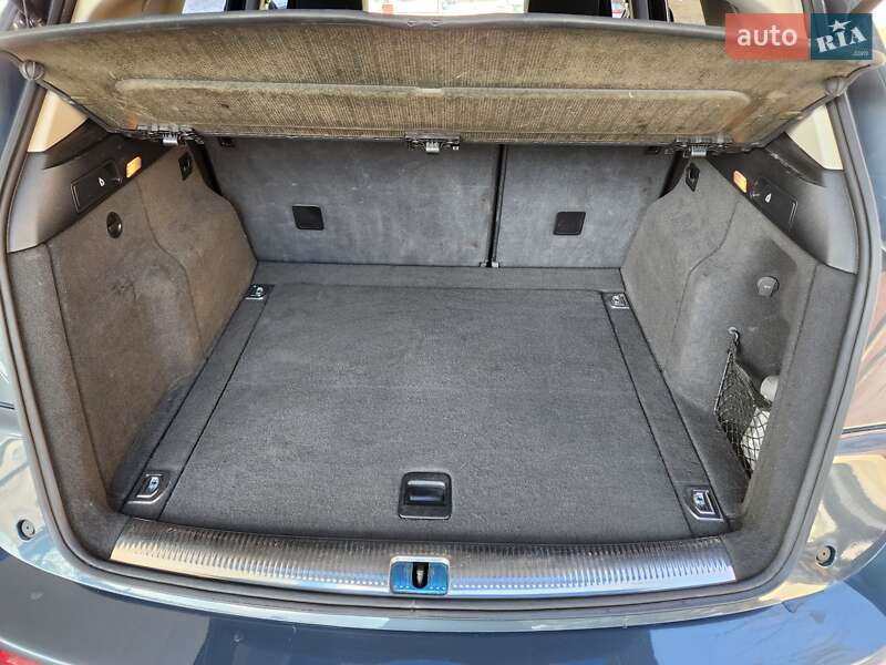 Позашляховик / Кросовер Audi Q5 2010 в Дніпрі