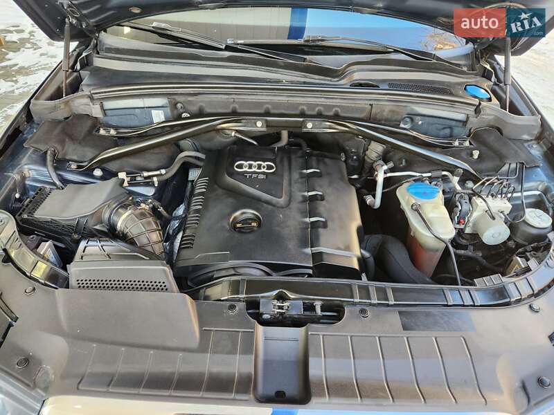 Позашляховик / Кросовер Audi Q5 2010 в Дніпрі