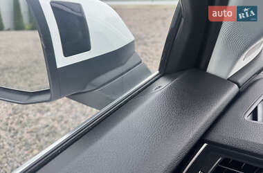 Внедорожник / Кроссовер Audi Q5 2018 в 