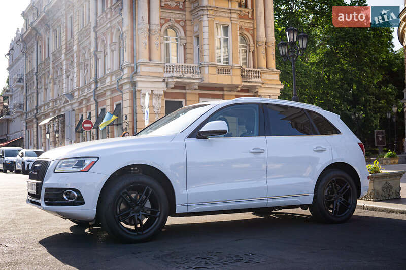 Внедорожник / Кроссовер Audi Q5 2016 в Одессе