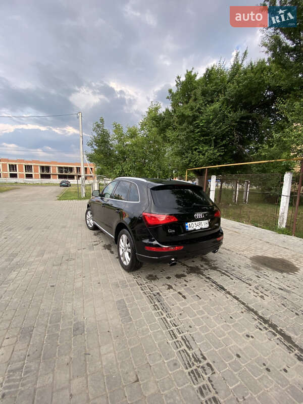 Позашляховик / Кросовер Audi Q5 2013 в Мукачевому