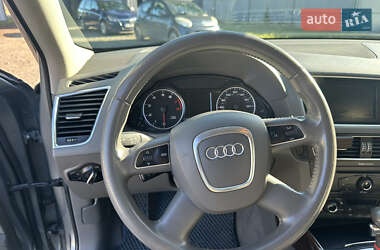 Внедорожник / Кроссовер Audi Q5 2011 в 