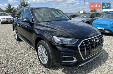 Внедорожник / Кроссовер Audi Q5 2021 в 