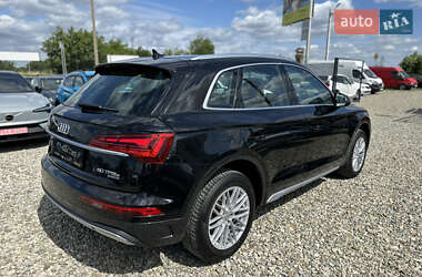 Внедорожник / Кроссовер Audi Q5 2021 в 
