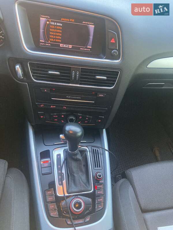Внедорожник / Кроссовер Audi Q5 2011 в Хмельницком