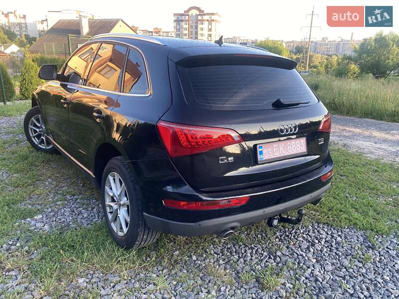 Внедорожник / Кроссовер Audi Q5 2011 в Хмельницком