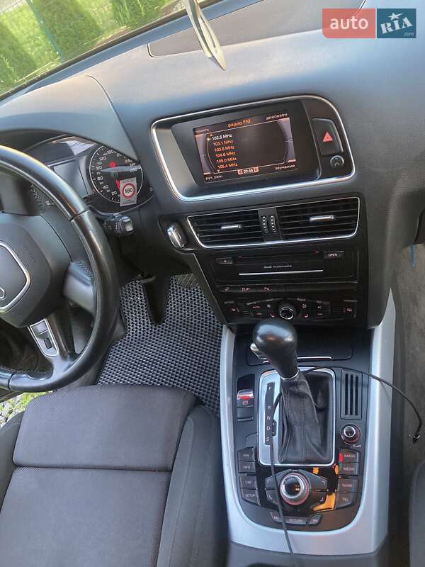Внедорожник / Кроссовер Audi Q5 2011 в Хмельницком