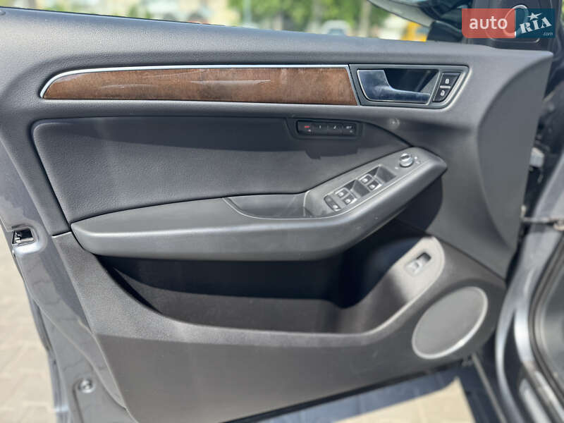 Внедорожник / Кроссовер Audi Q5 2016 в Луцке