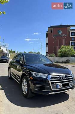 Внедорожник / Кроссовер Audi Q5 2019 в 