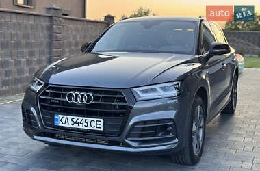 Внедорожник / Кроссовер Audi Q5 2020 в 